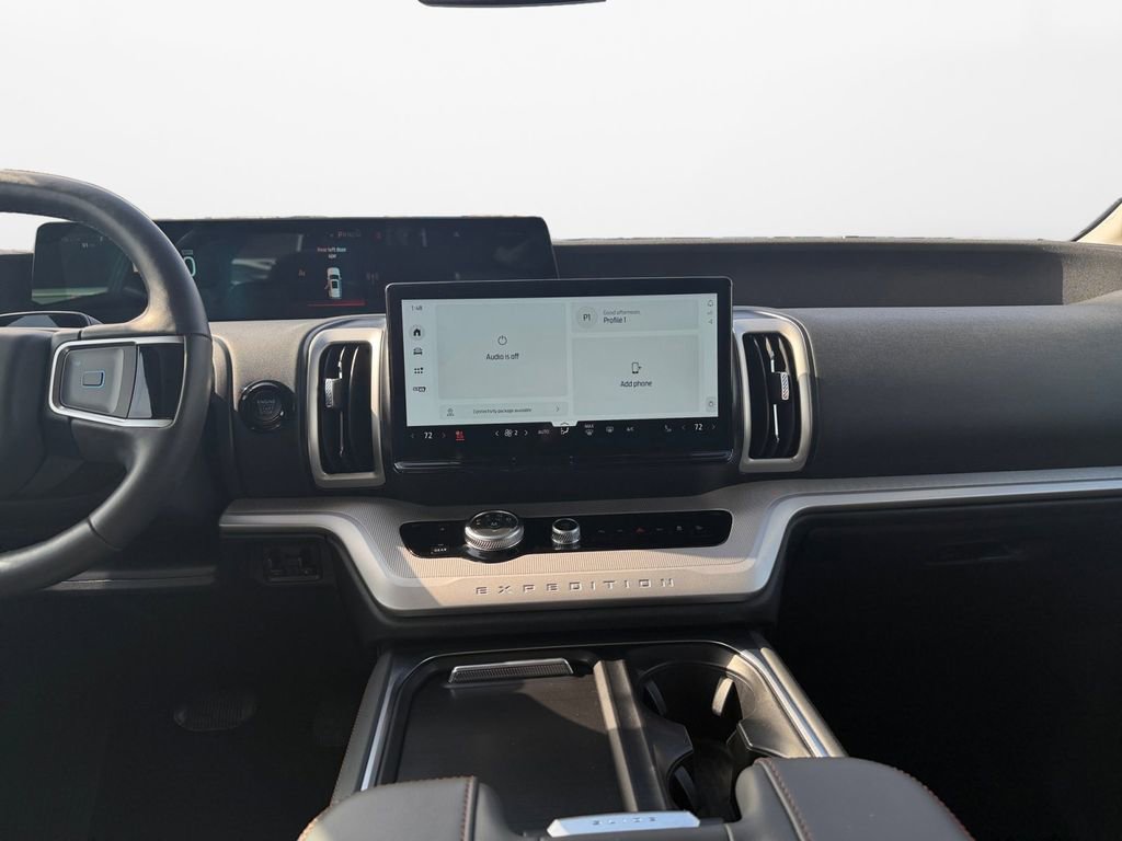 Used 2025 Ford Expedition Max Active image 10