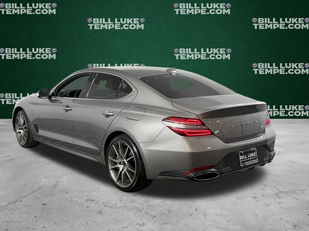 Used 2025 Genesis G70 2.5T image 8