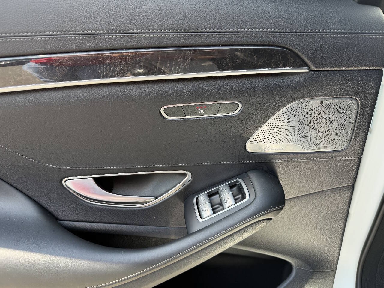 Used 2019 Mercedes-Benz S 560 4MATIC Sedan image 26