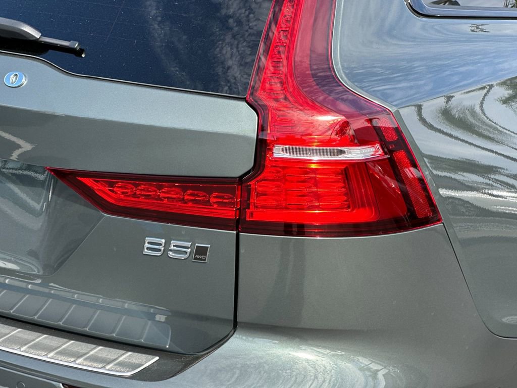 New 2026 Volvo V60 B5 Cross Country Plus w/ Climate Package image 26