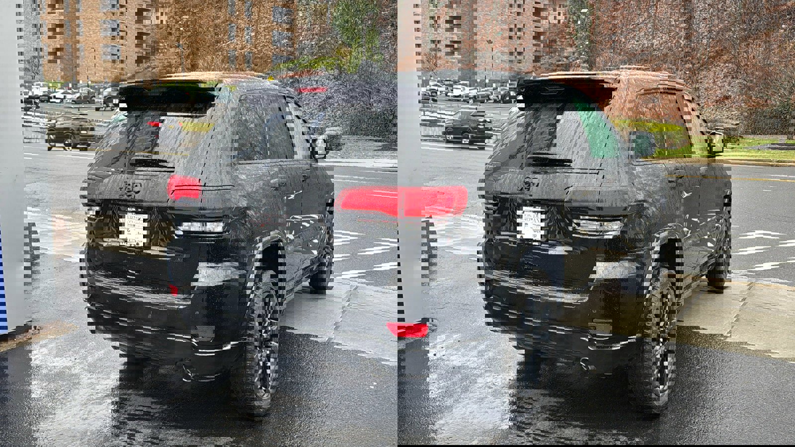 Certified 2022 Jeep Grand Cherokee Laredo X image 6