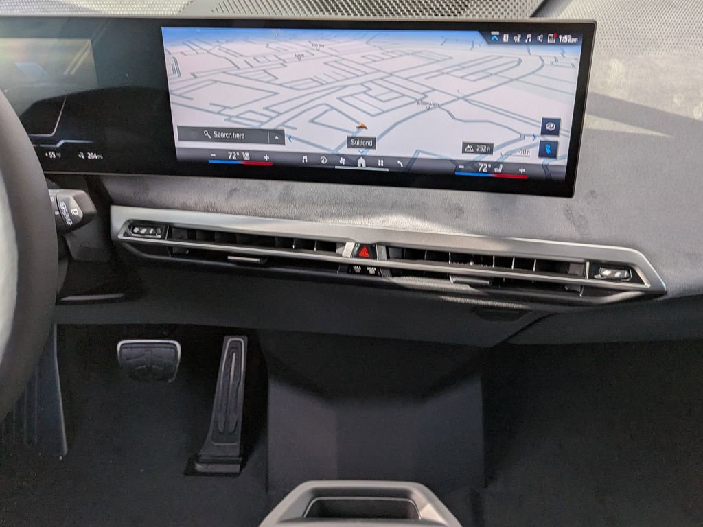 Used 2026 BMW iX xDrive45 image 26