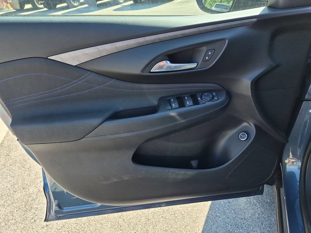 New 2026 Buick Envista Sport Touring w/ Convenience I Package FWD image 19