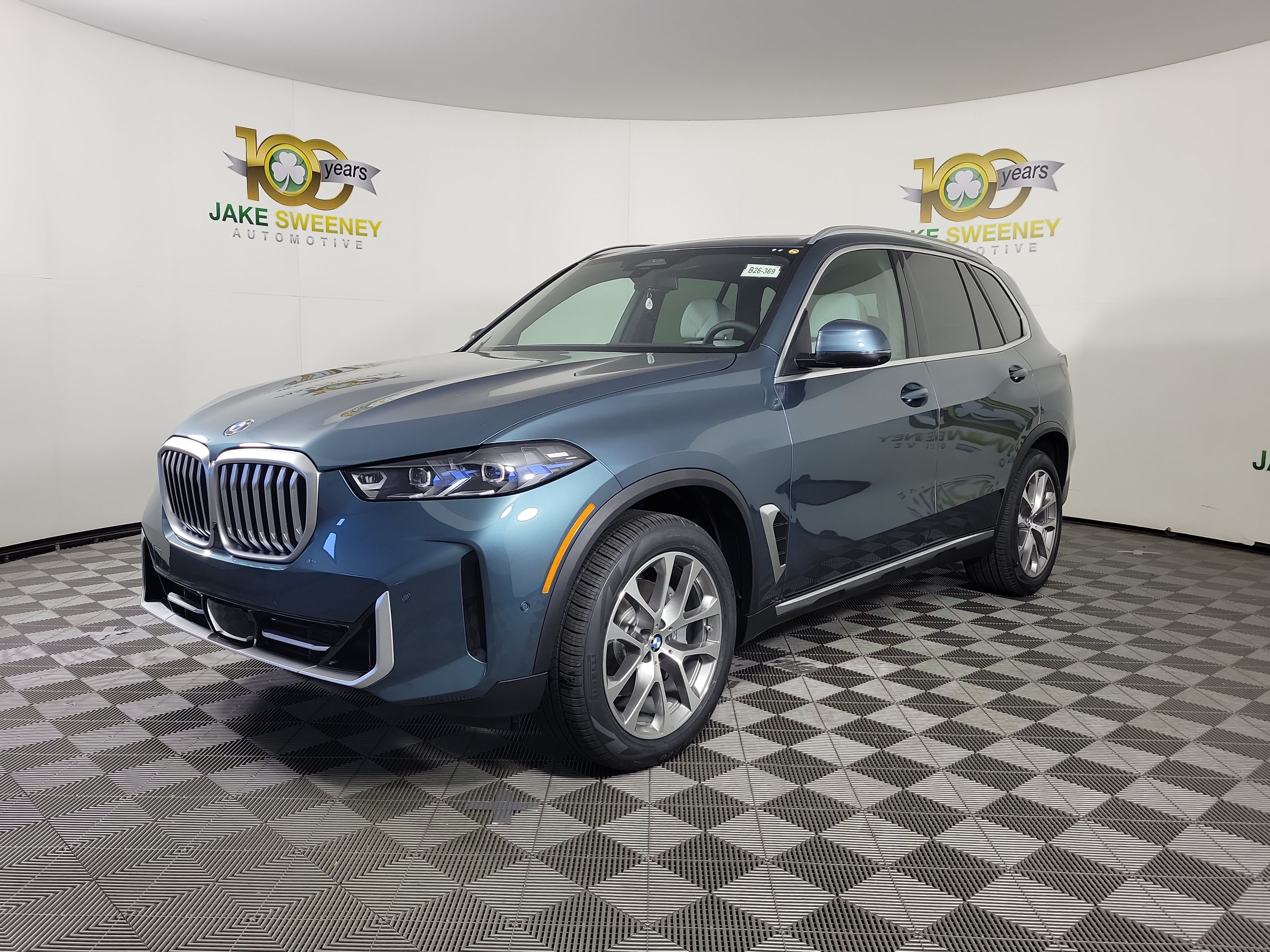 Certified 2026 BMW X5 xDrive40i w/ Climate Comfort Package AWD/4WD image 3