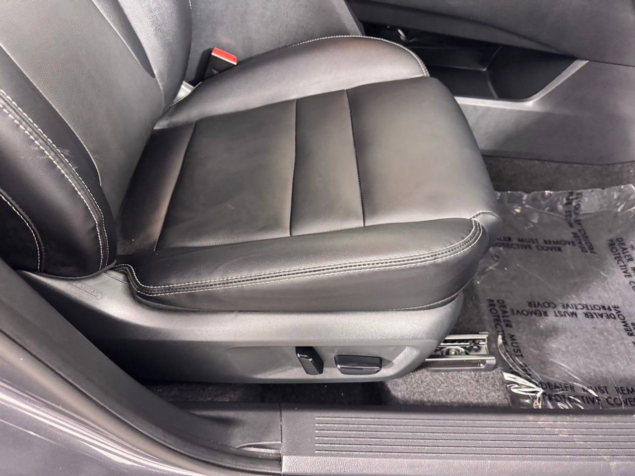 Used 2023 Nissan Rogue SL image 37