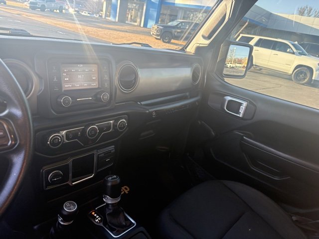 Used 2019 Jeep Wrangler Sport image 29