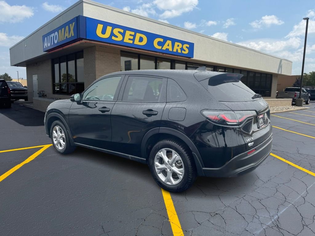 Used 2025 Honda HR-V LX image 7