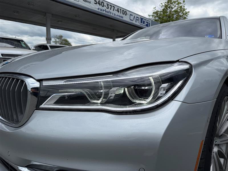 Used 2018 BMW 750Li xDrive AWD/4WD image 14