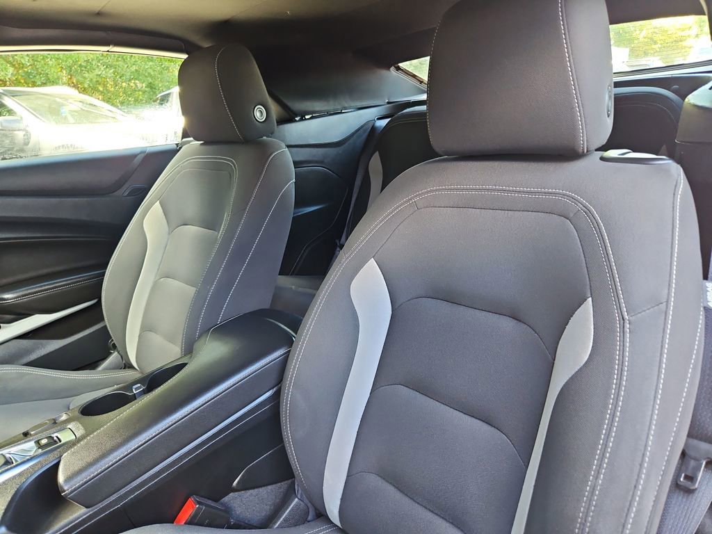 Used 2023 Chevrolet Camaro LT image 25