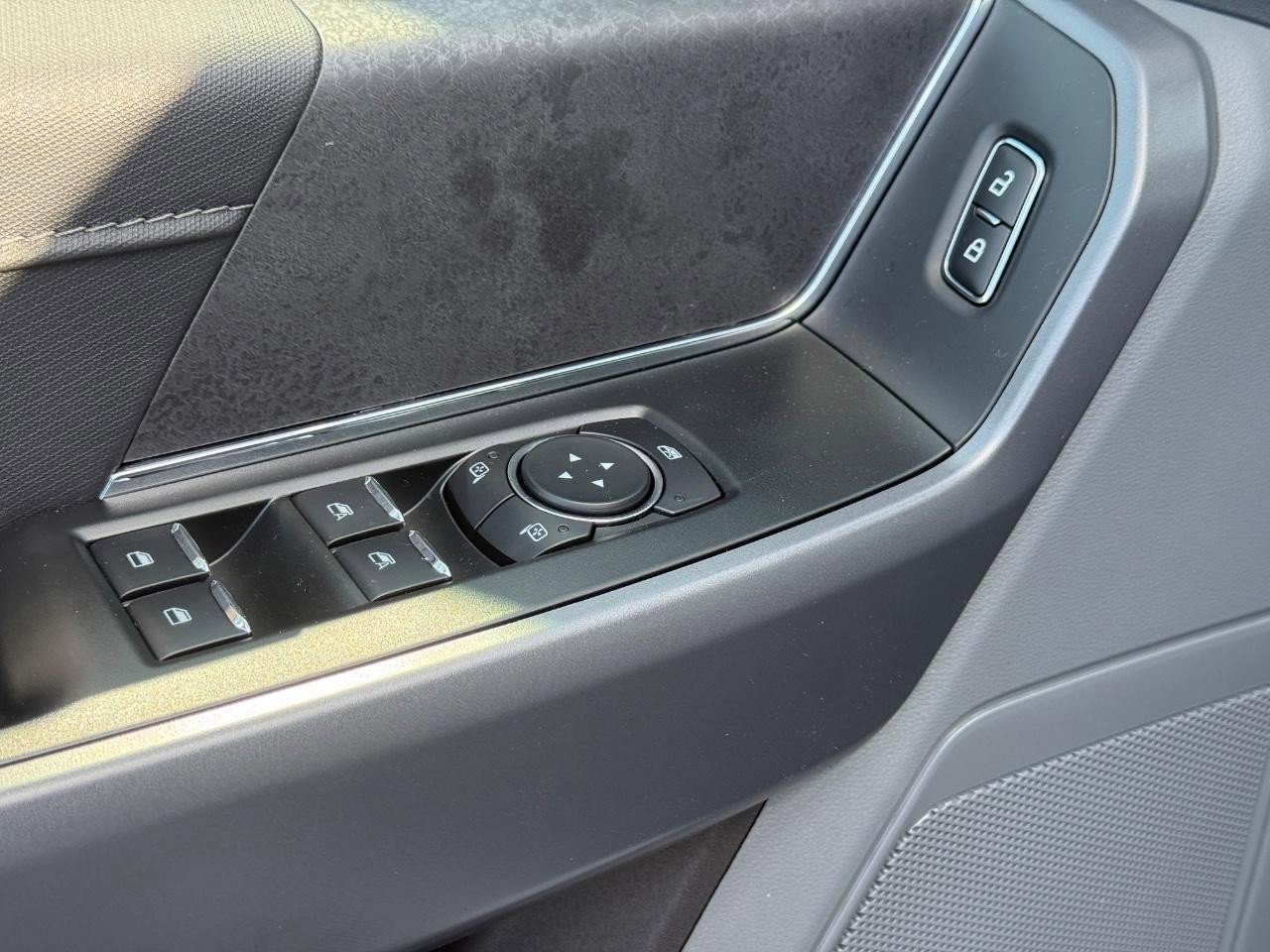 New 2025 Ford F150 XLT w/ Equipment Group 302A MID image 19