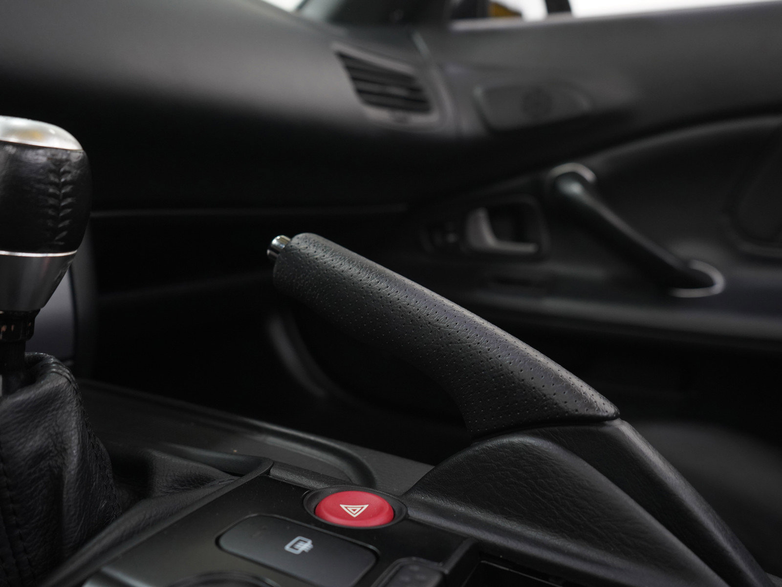 Used 2006 Honda S2000 image 26