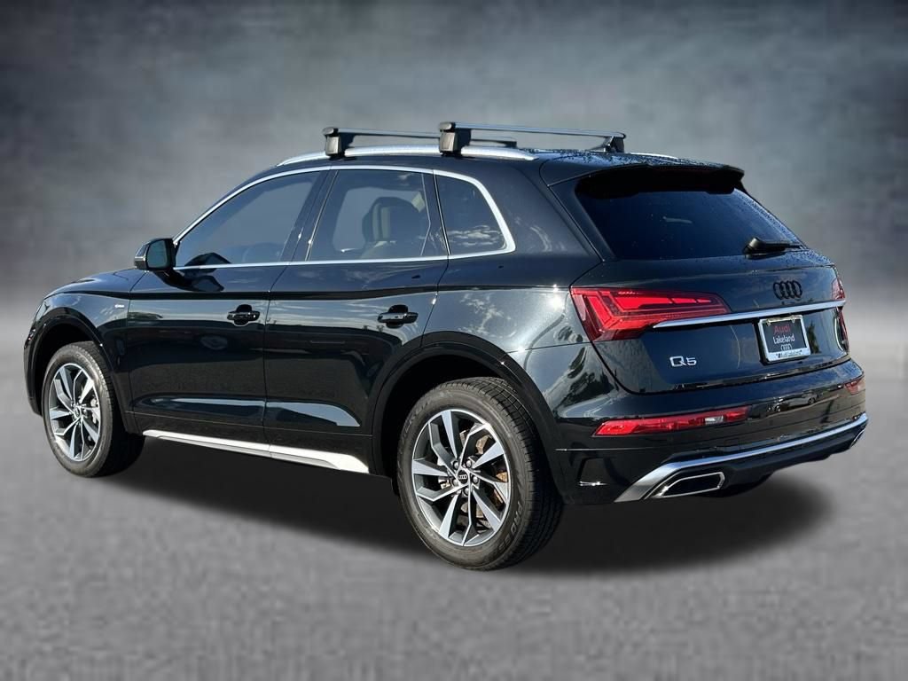 Used 2023 Audi Q5 2.0T Premium w/ Convenience Package AWD/4WD image 3