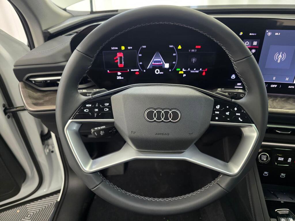 New 2025 Audi Q5 Premium Plus image 13