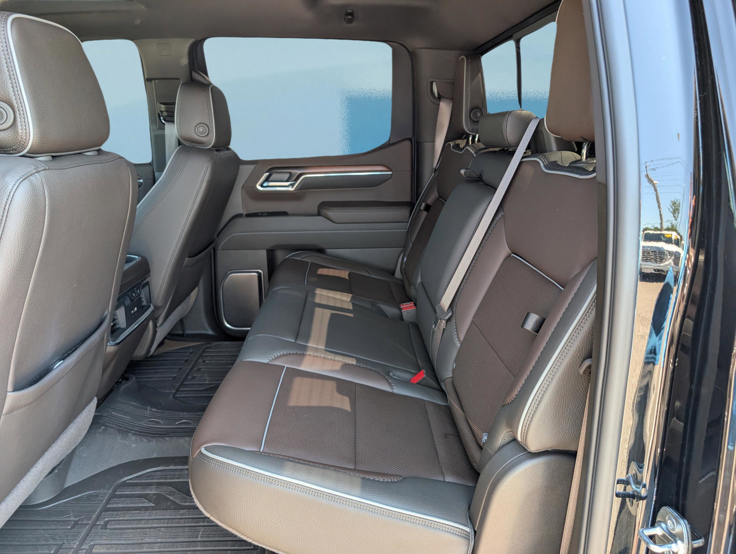 Certified 2025 GMC Sierra 1500 Denali image 14