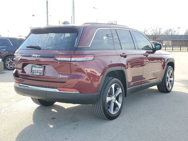 Used 2025 Jeep Grand Cherokee Laredo X image 6
