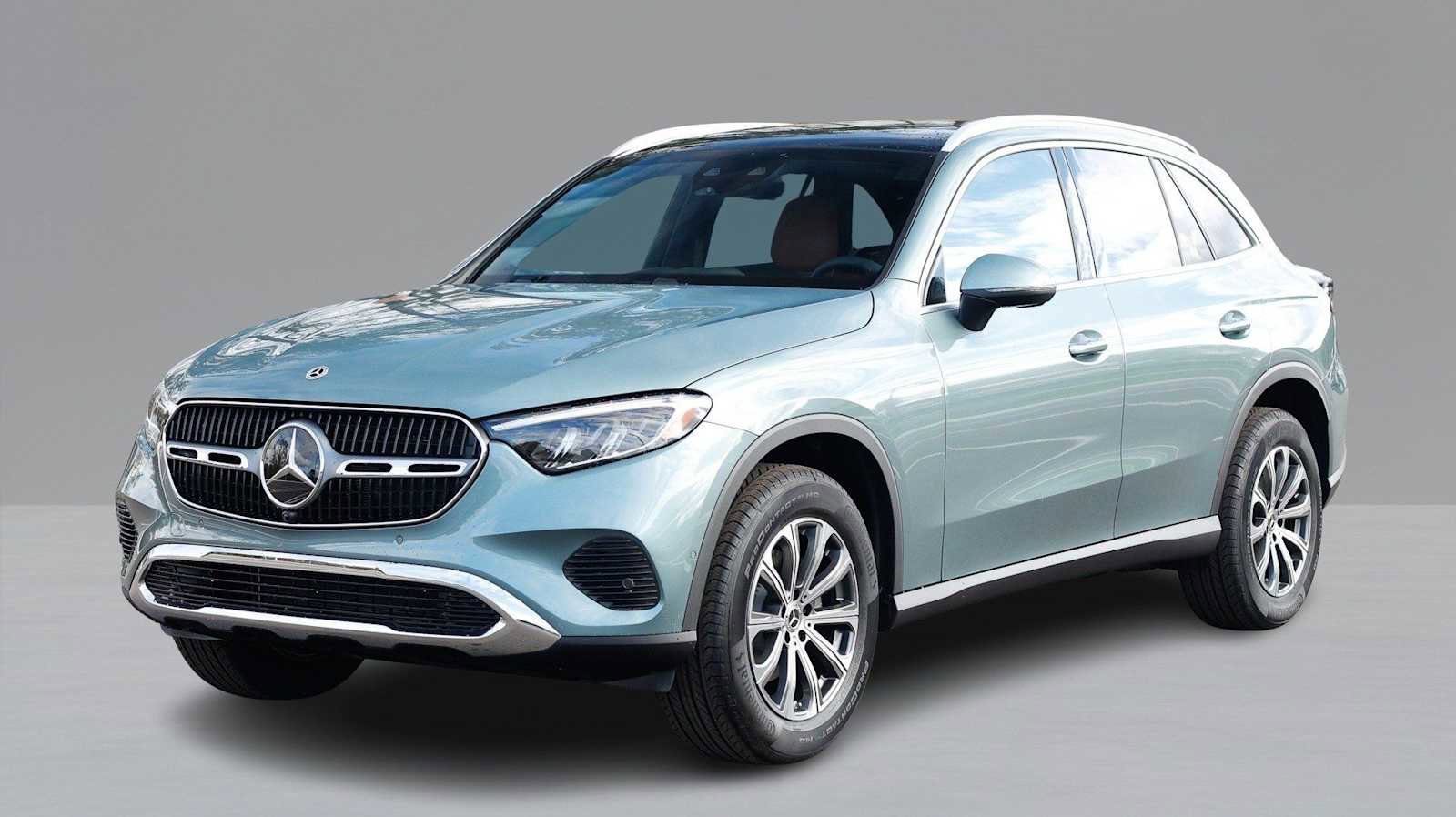 Used 2026 Mercedes-Benz GLC 300 4MATIC image 1