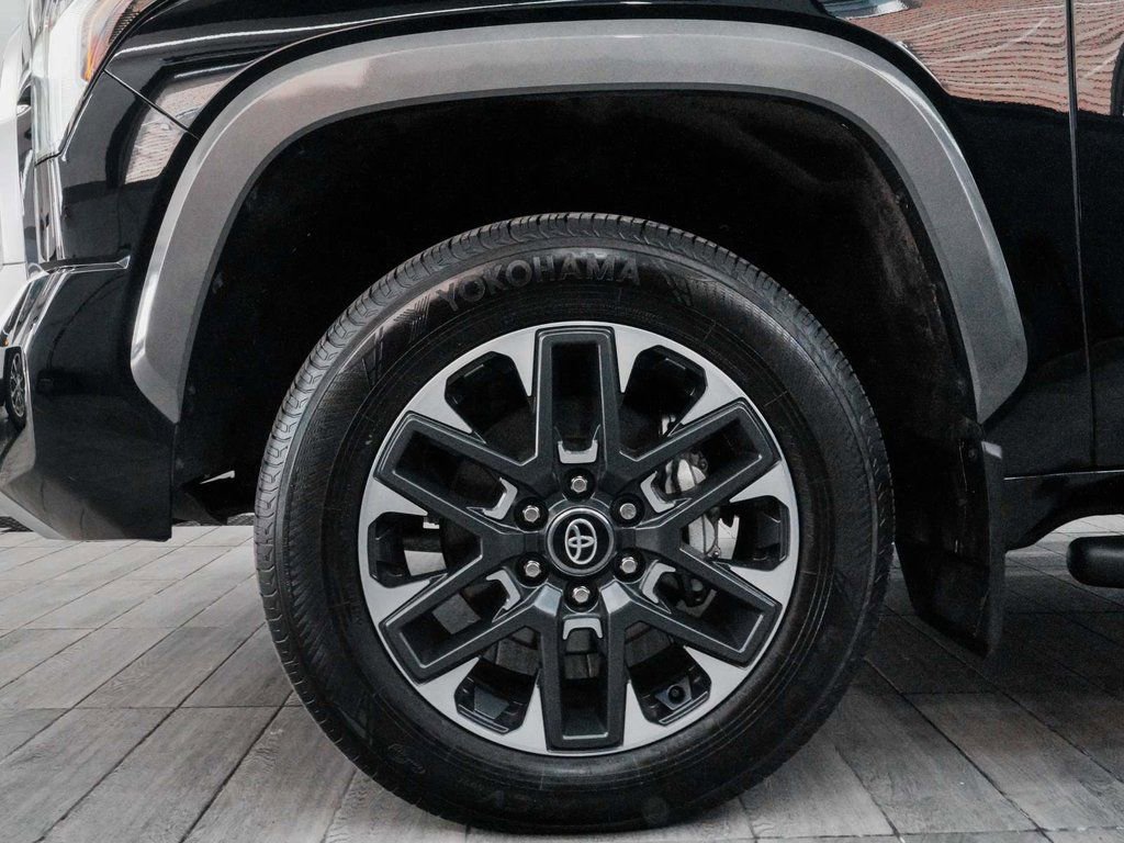 Used 2025 Toyota Tundra Limited image 9
