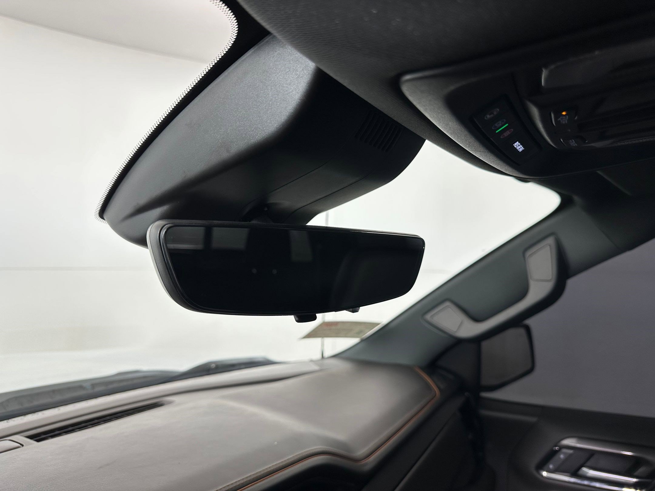 Used 2022 GMC Sierra 1500 AT4 w/ AT4 Premium Package image 18