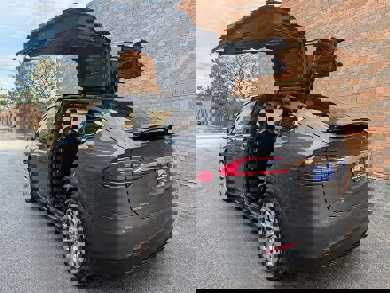 Used 2016 Tesla Model X 75D AWD/4WD image 4