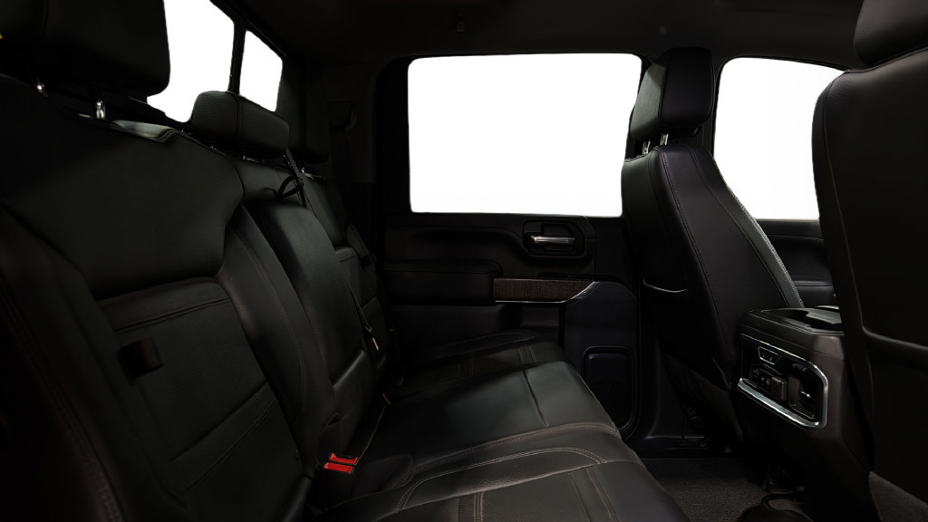 Used 2023 GMC Sierra 3500 Denali w/ Denali Black Diamond Edition AWD/4WD image 17