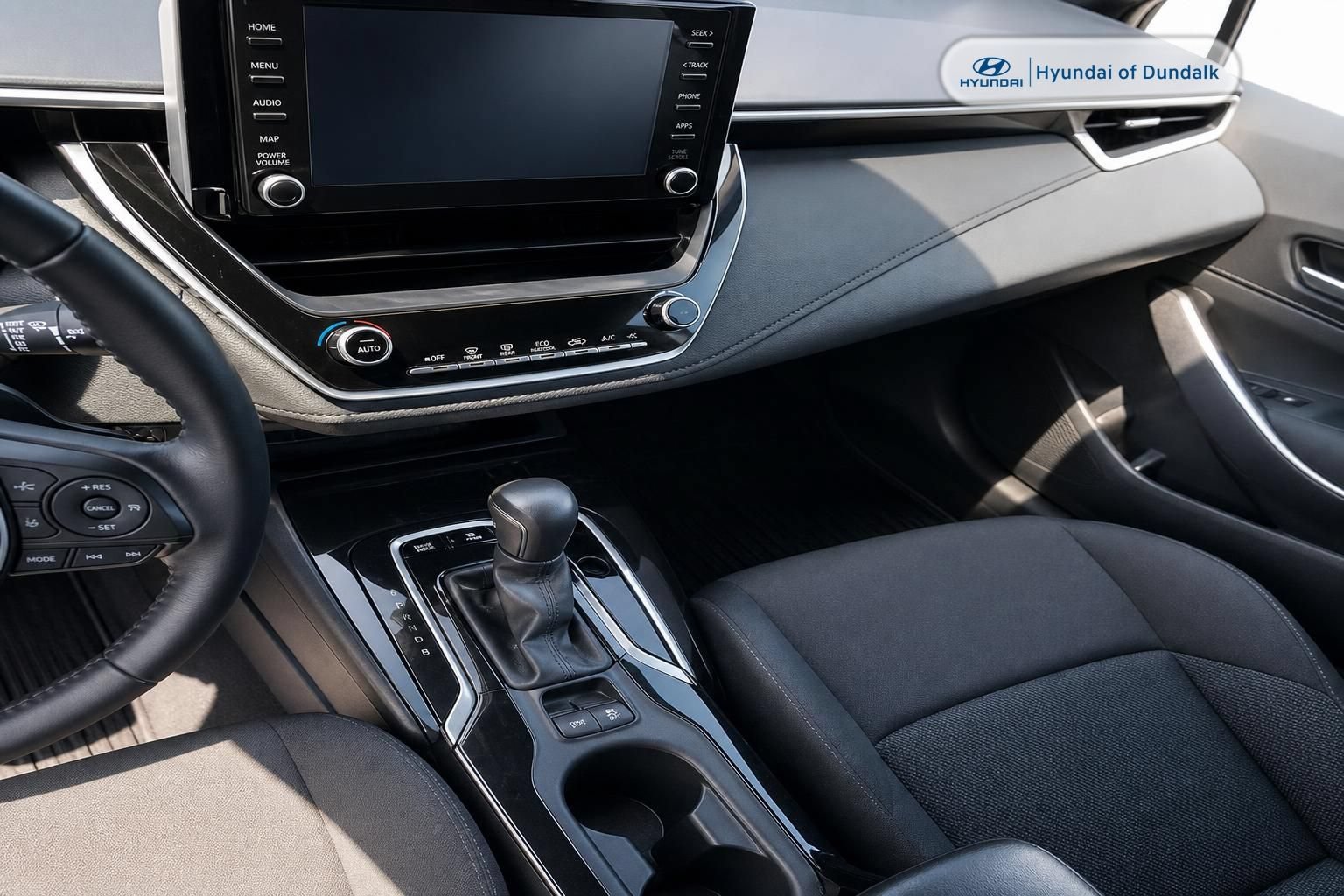 Used 2022 Toyota Corolla SE FWD image 9