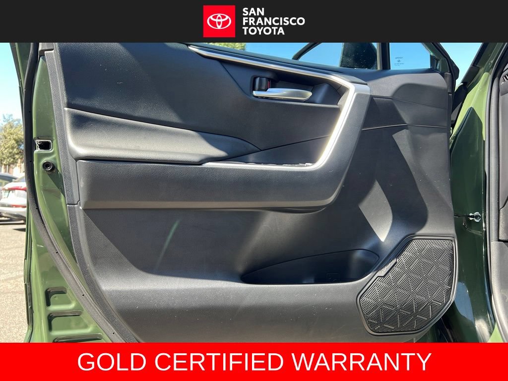 Certified 2025 Toyota RAV4 LE AWD/4WD image 38