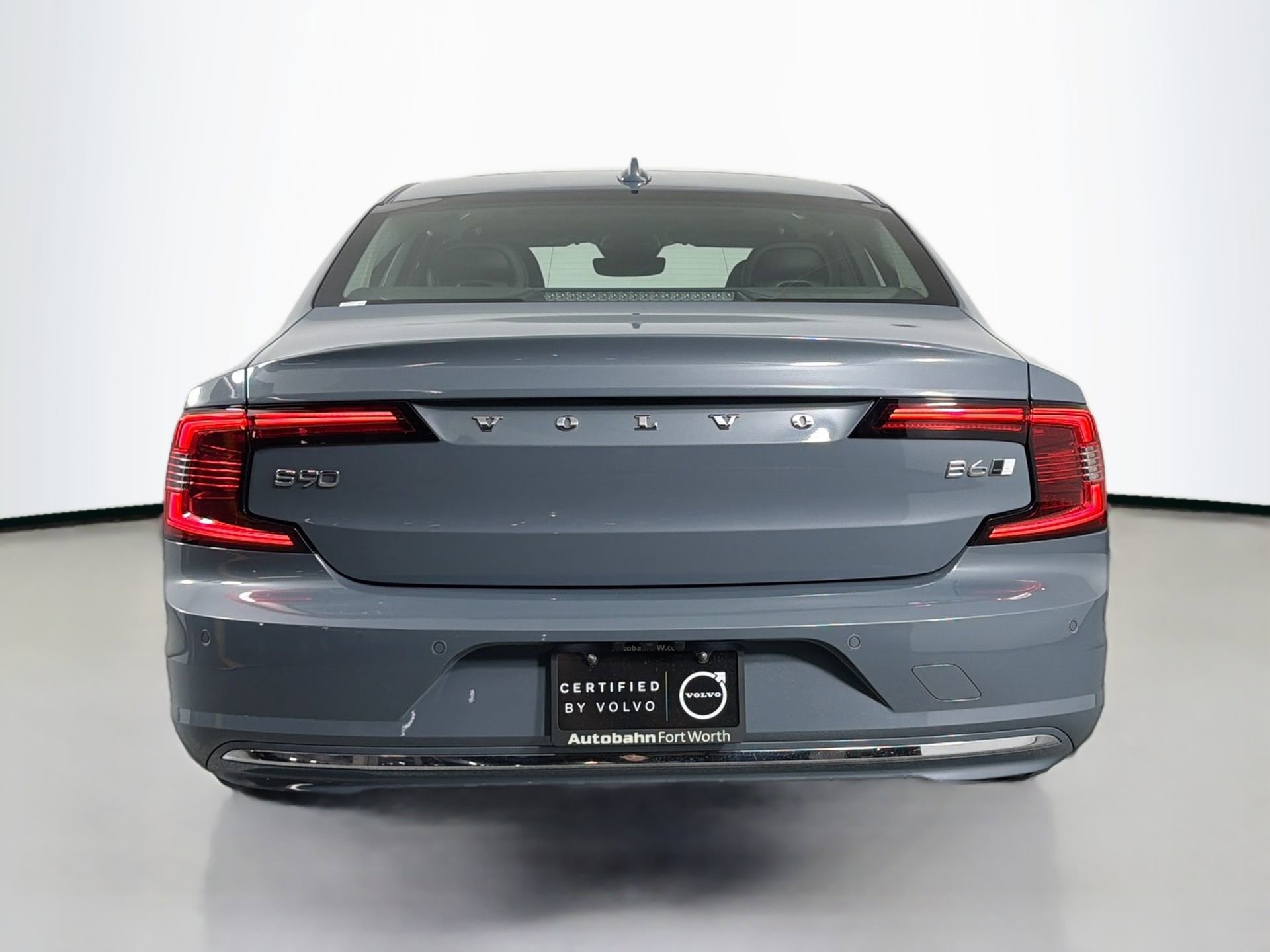 Used 2023 Volvo S90 B6 Ultimate w/ Protection Package Premier image 7