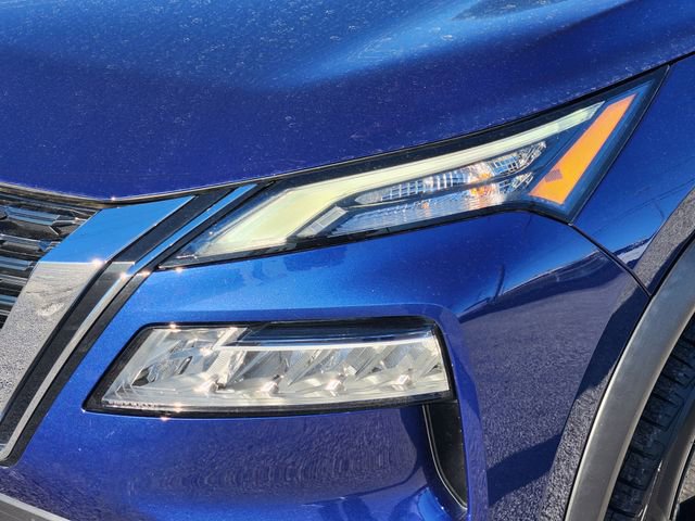 Used 2023 Nissan Rogue SV image 9