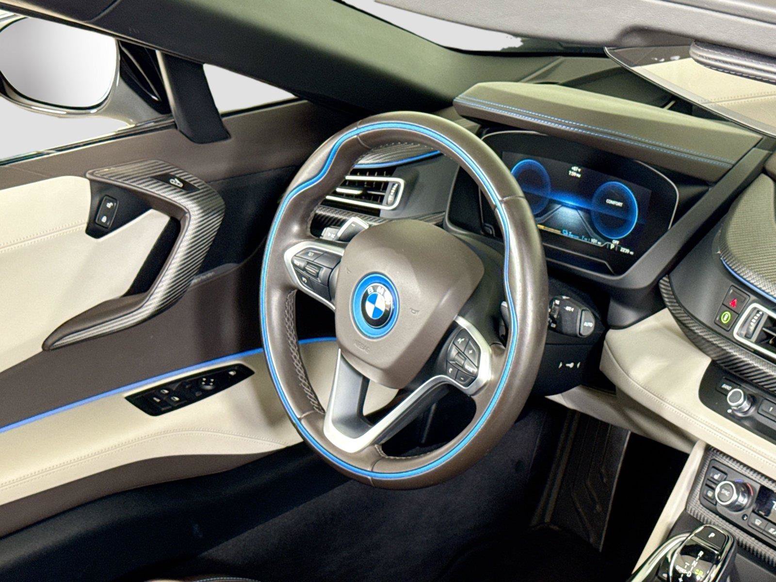 Used 2019 BMW i8 Roadster AWD/4WD image 28