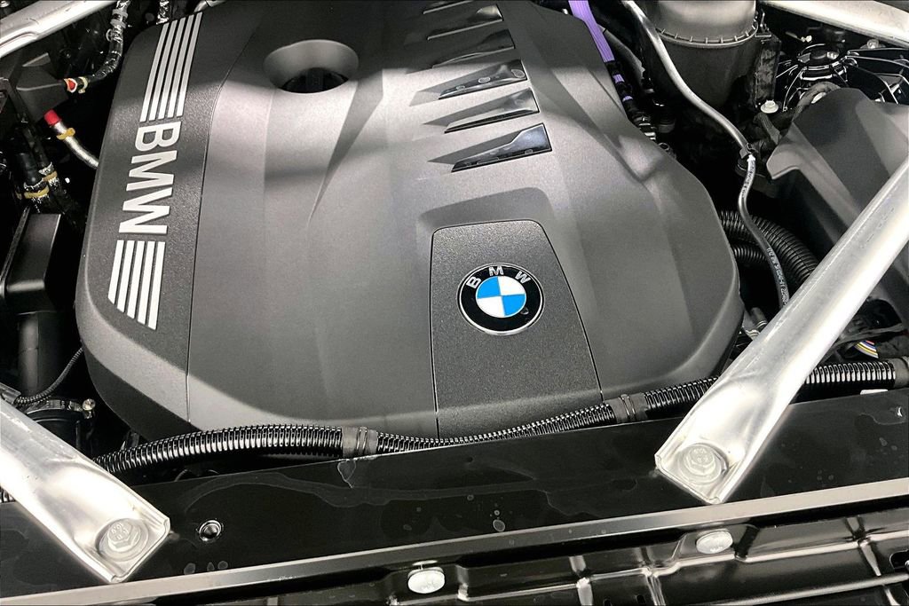 New 2026 BMW X5 xDrive40i w/ M Sport Package image 27