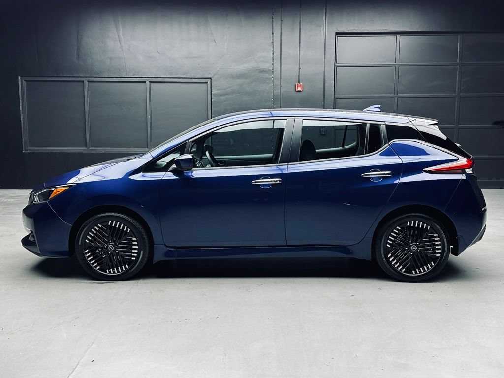 Used 2023 Nissan Leaf SV Plus FWD image 4