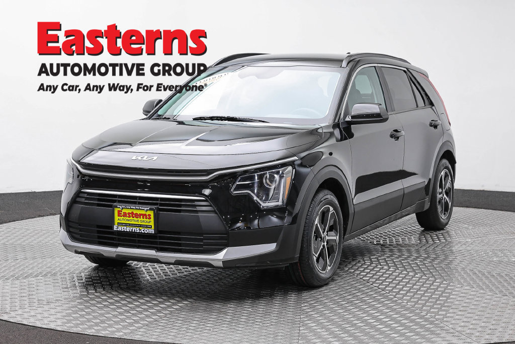 Used 2024 Kia Niro LX