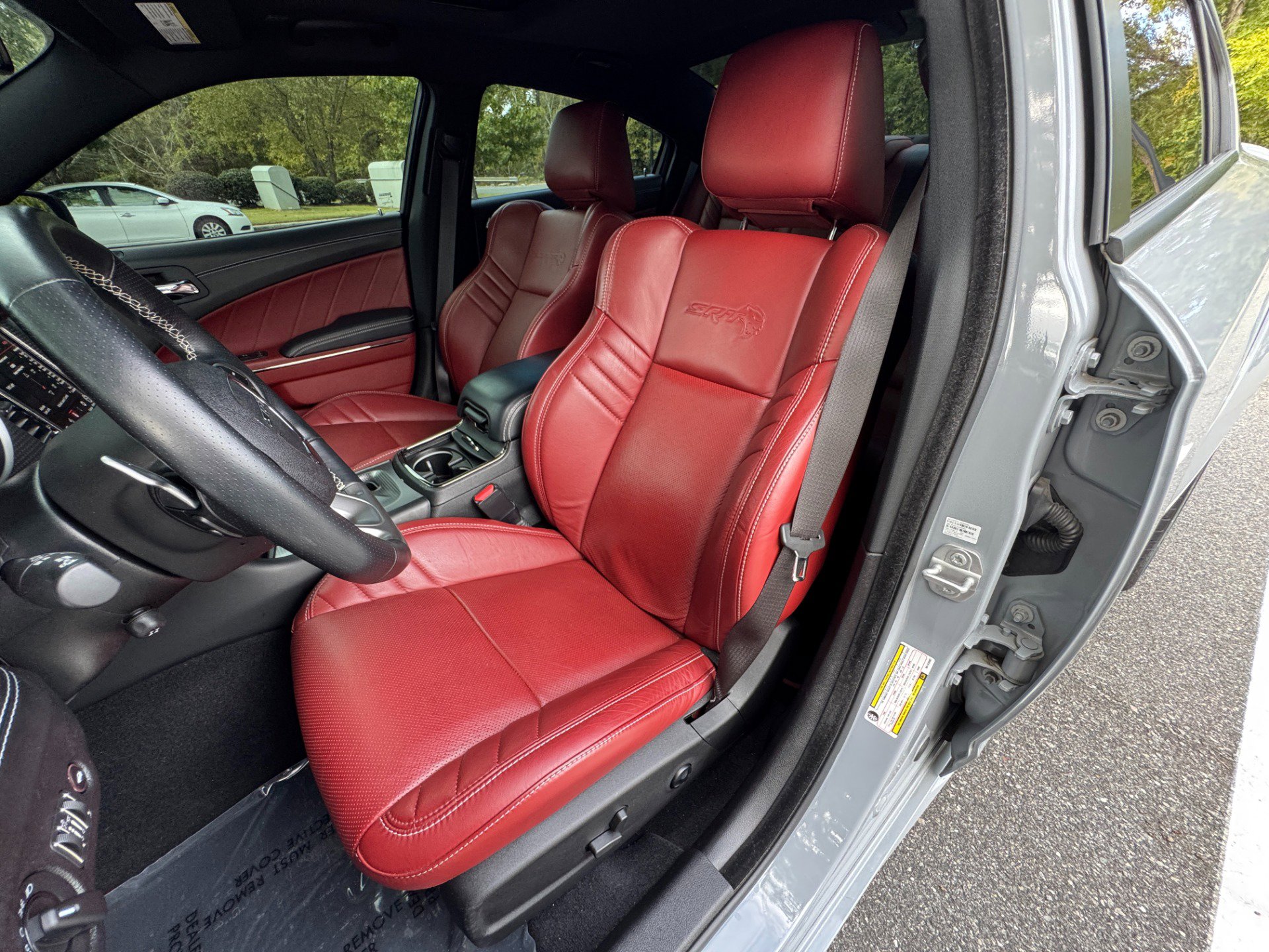 Used 2022 Dodge Charger SRT Hellcat w/ Harman/Kardon Audio Group image 26