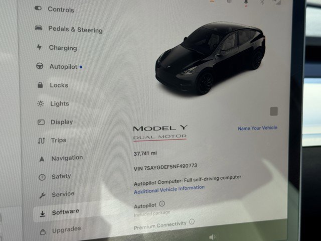 Used 2022 Tesla Model Y Performance image 19