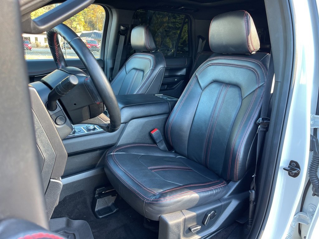 Used 2021 Ford Expedition Max Limited image 19