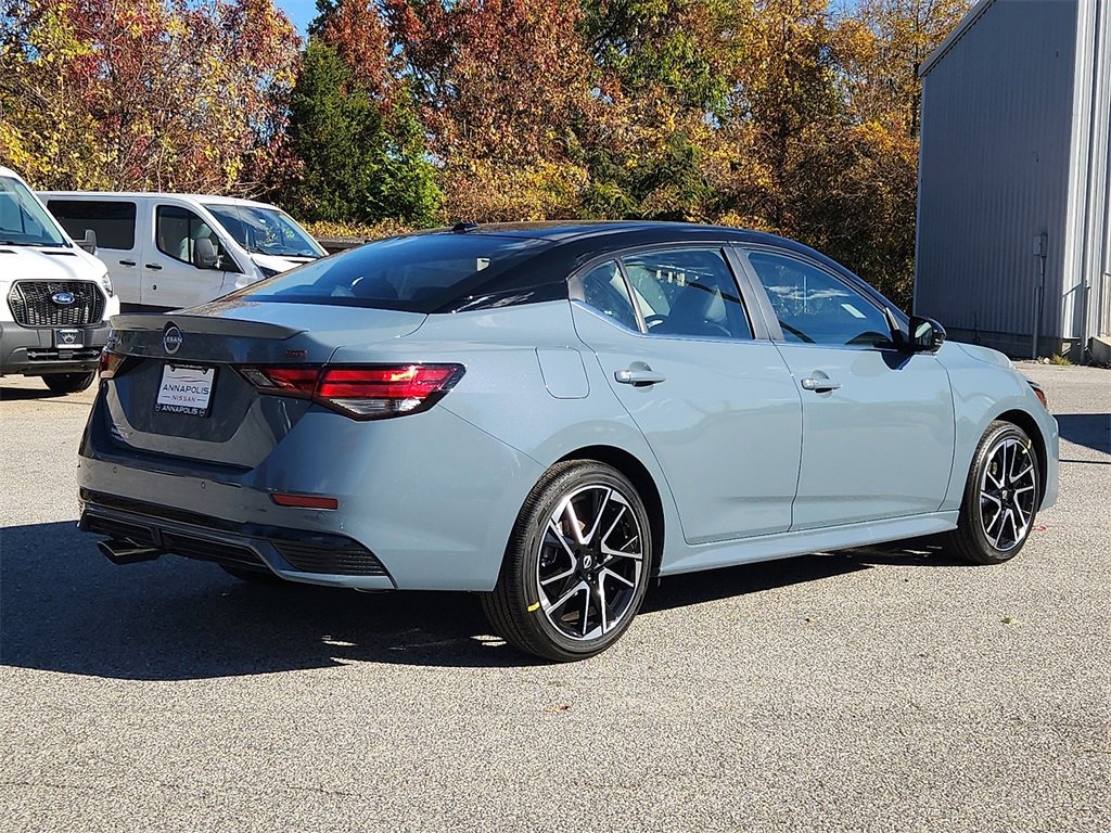 New 2025 Nissan Sentra SR w/ SR Premium Package image 4