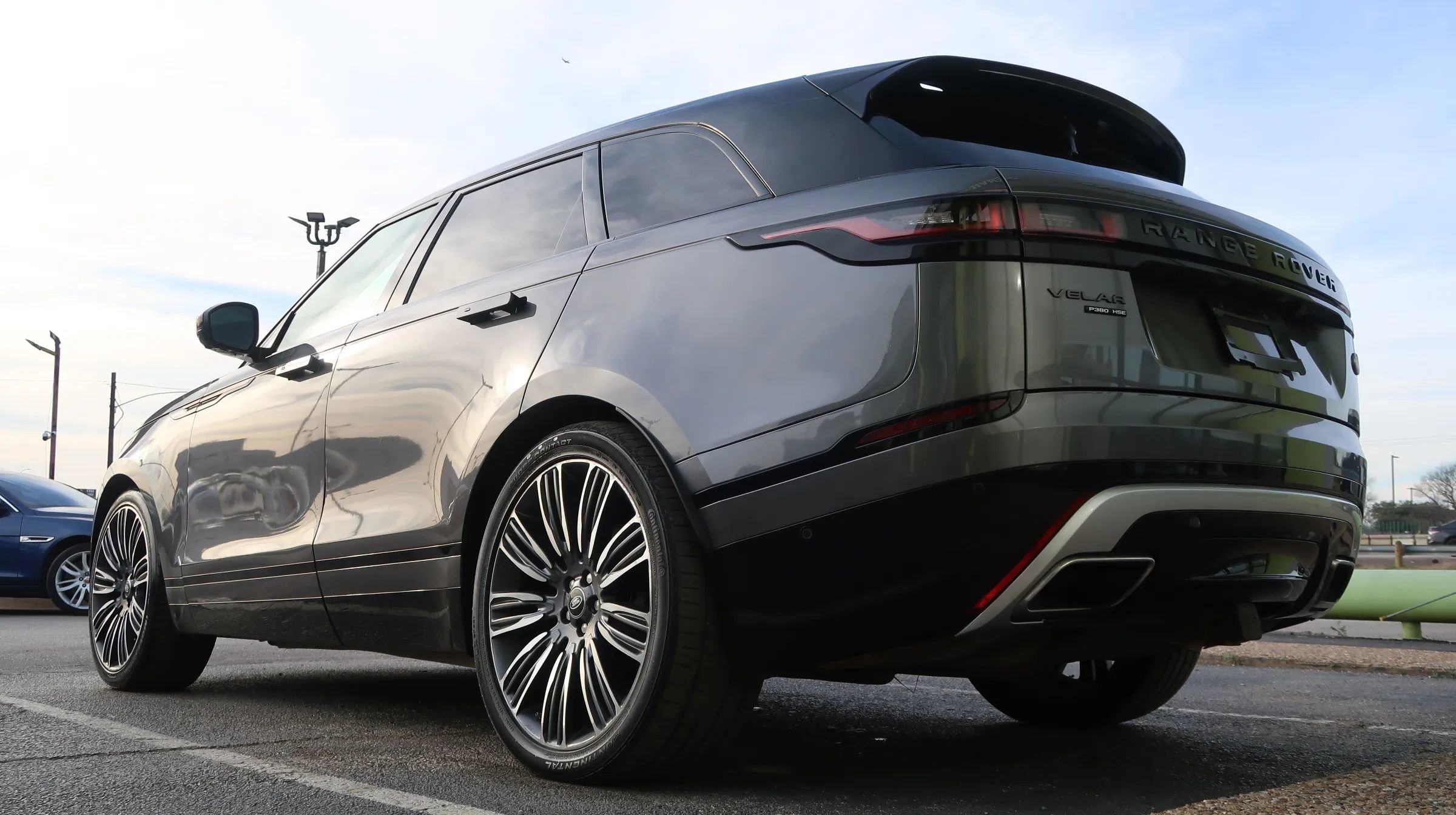Used 2018 Land Rover Range Rover Velar image 13
