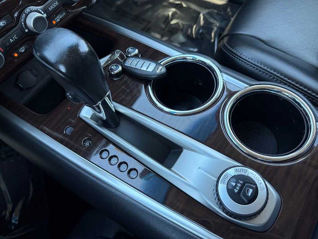 Used 2015 Nissan Pathfinder Platinum image 31