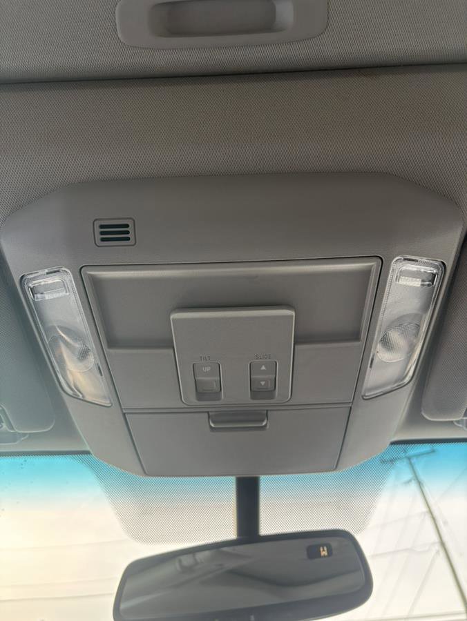 Used 2016 Toyota Tundra Limited w/ Limited Premium Package image 25