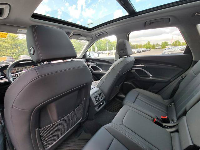 Certified 2025 Audi Q5 Premium AWD/4WD image 18
