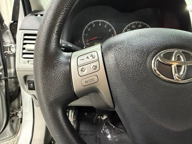 Used 2013 Toyota Corolla LE image 15