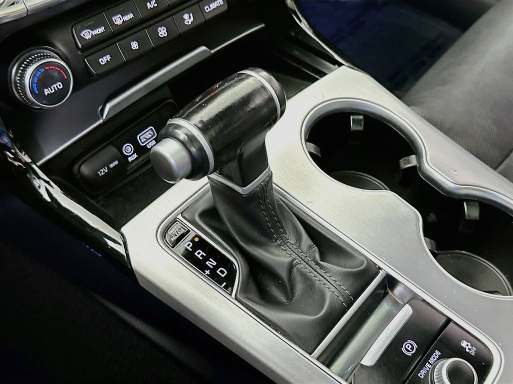 Used 2020 Kia Stinger GT1 RWD image 20