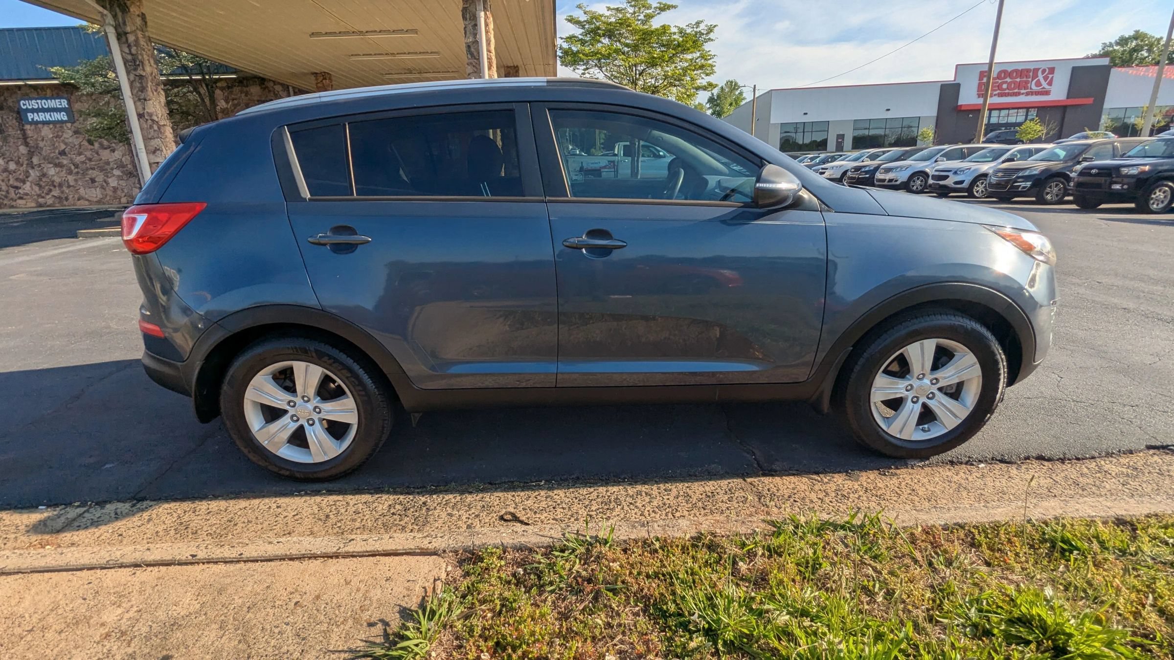 Used 2012 Kia Sportage LX w/ Convenience Pkg FWD image 8