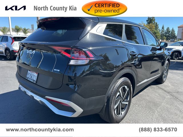 Certified 2025 Kia Sportage LX image 6