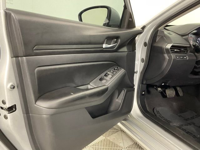 Used 2021 Nissan Altima 2.5 S w/ Driver Assist Package FWD image 10