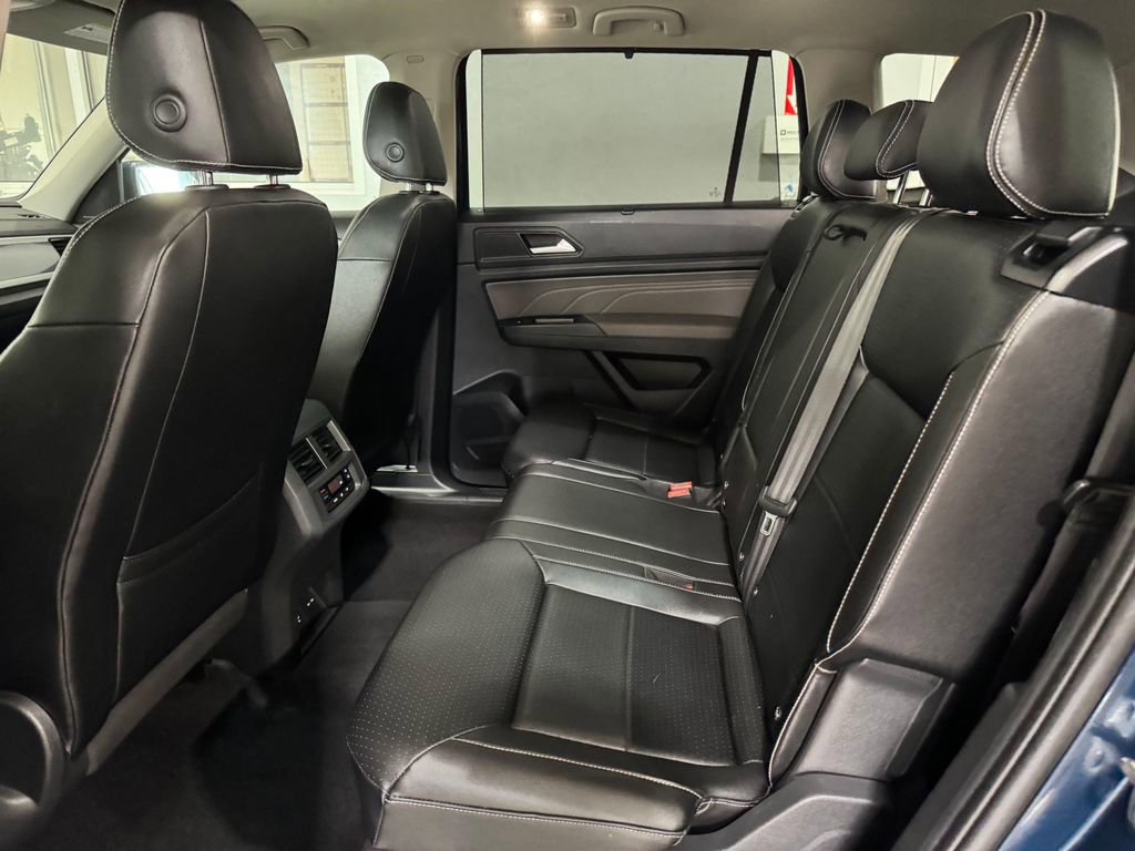 Used 2021 Volkswagen Atlas SEL R-Line image 24
