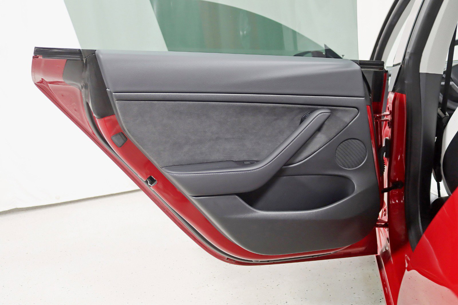 Used 2022 Tesla Model 3 Performance image 35