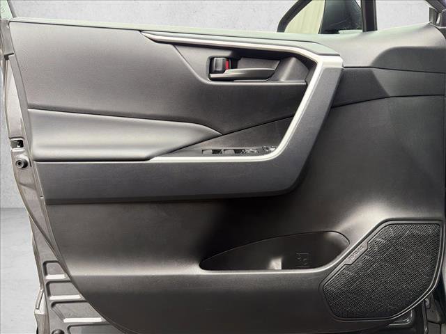 Used 2025 Toyota RAV4 LE image 10