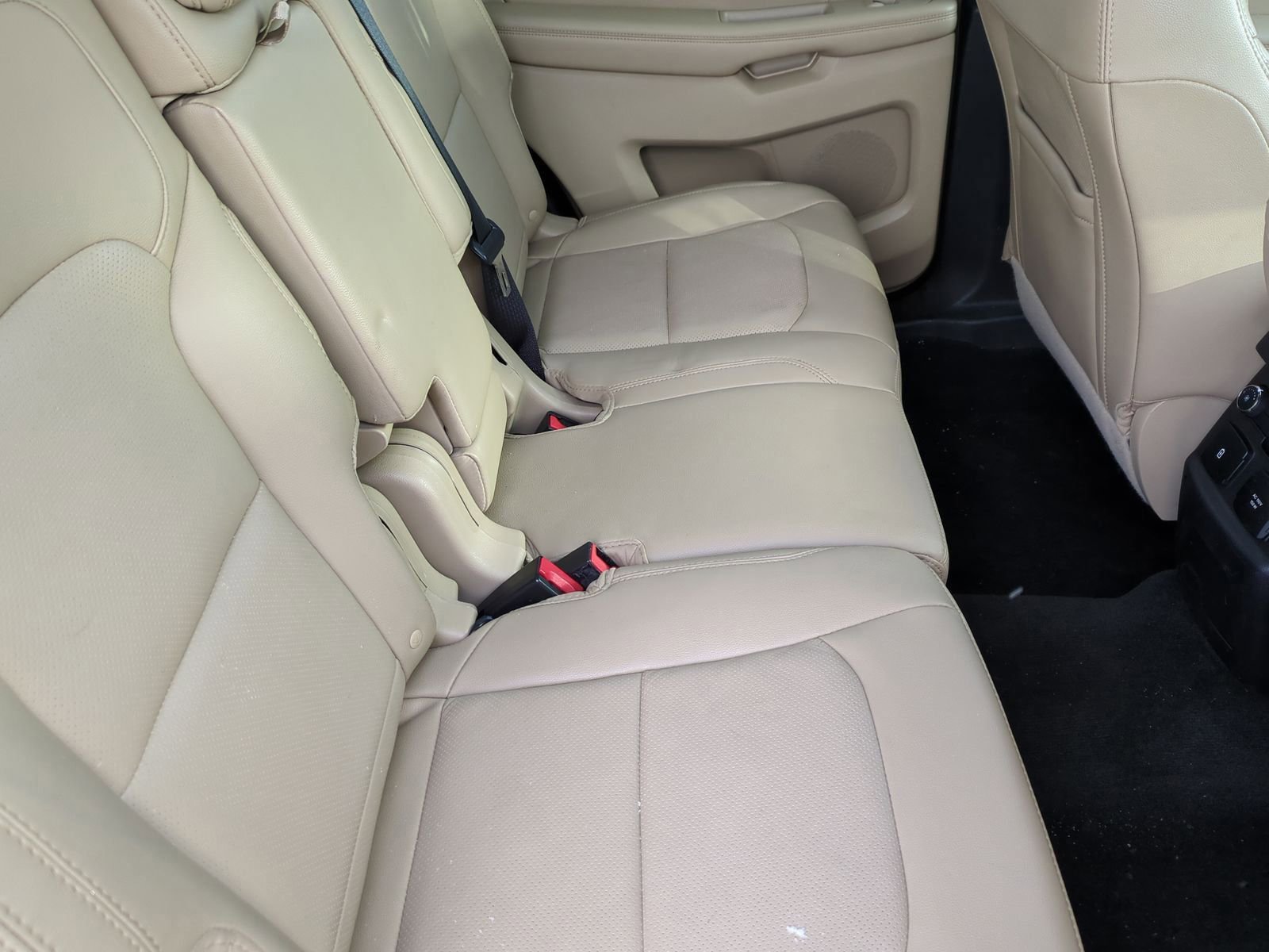 Used 2017 Ford Explorer Limited w/ Equipment Group 301A image 28