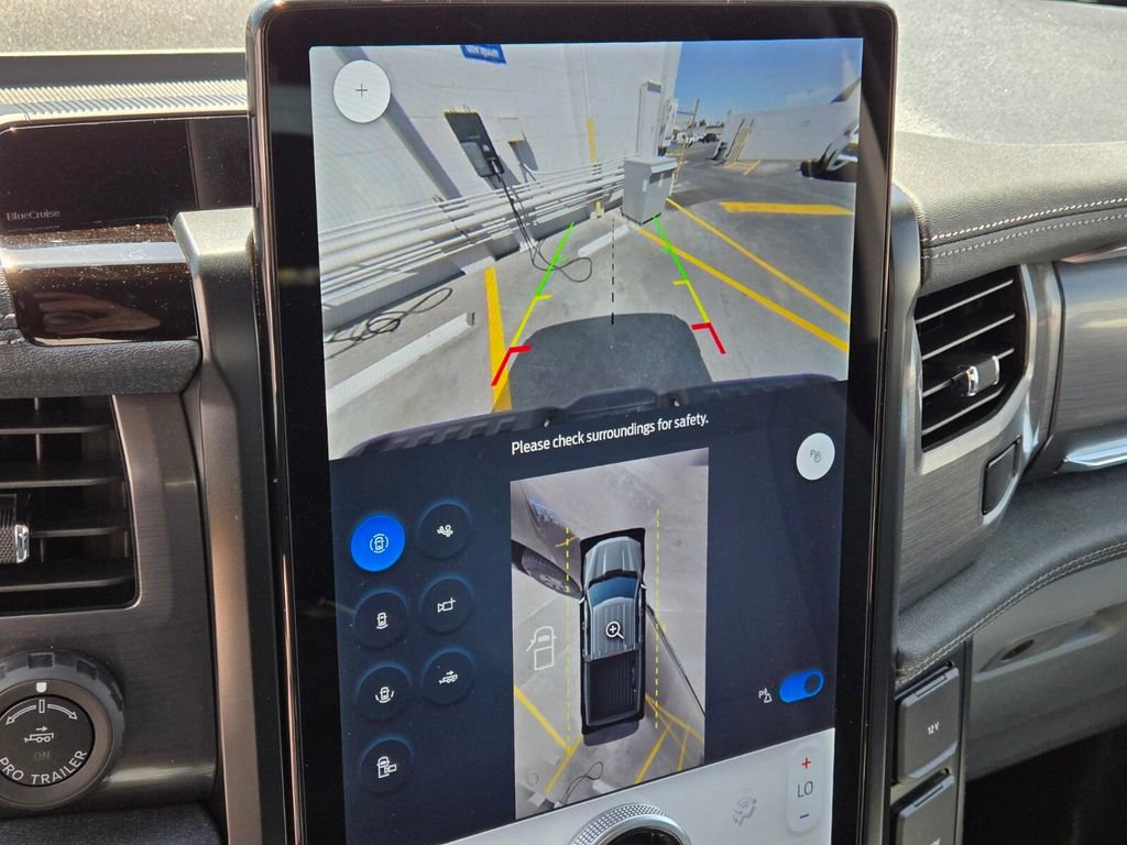 New 2025 Ford F150 Lightning Flash AWD/4WD image 18